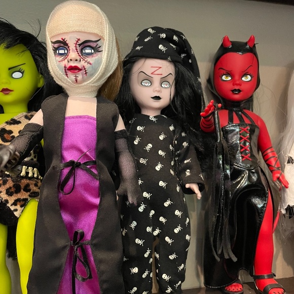 ORIGINAL Living Dead Dolls (Series Seven) - SEALED - Picture 7 of 14